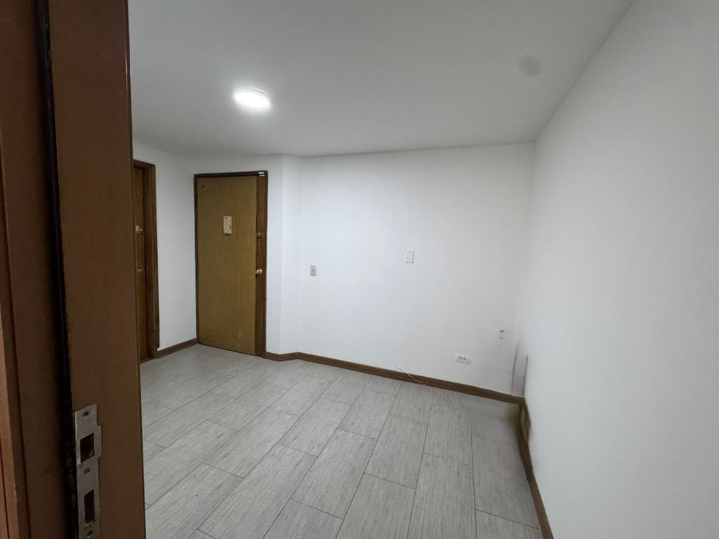 Oficina en El Retiro, Bogotá — foto 18
