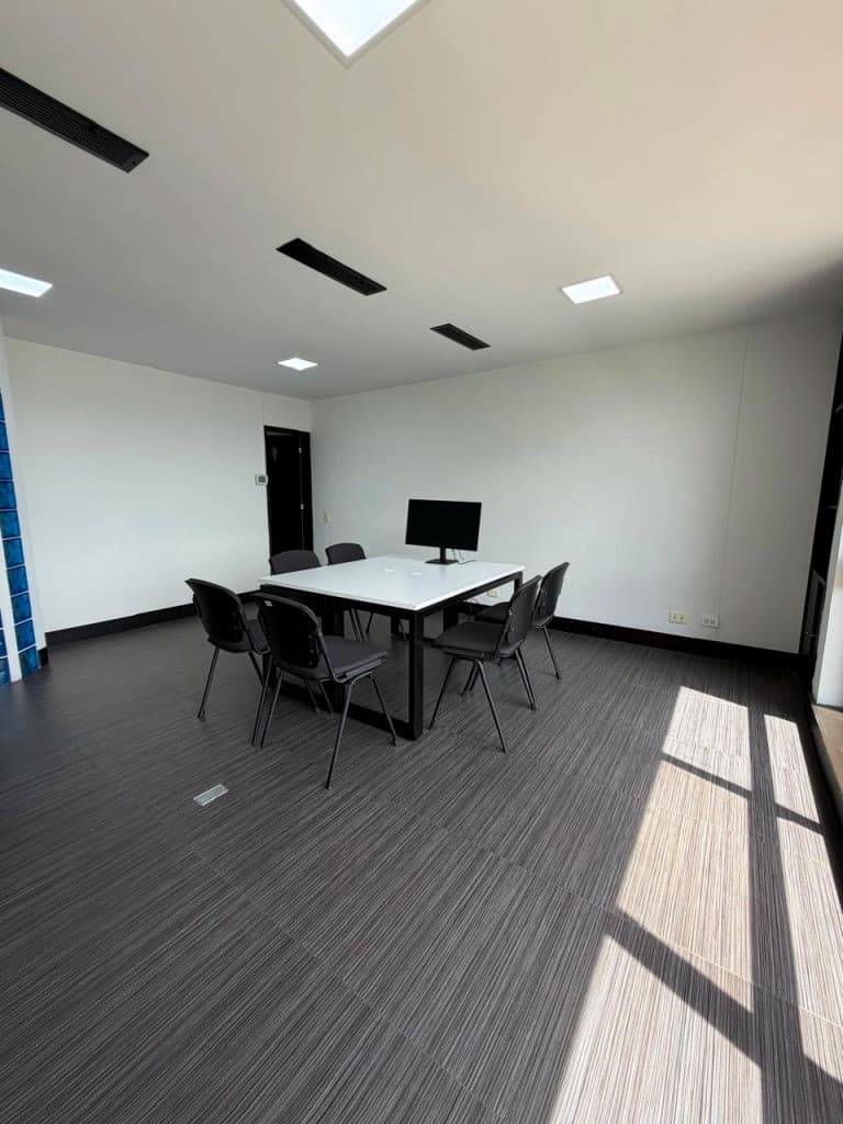 Oficina en Quinta Camacho, Bogotá — foto 11