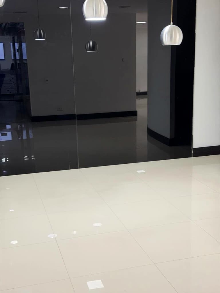 Oficina en Quinta Camacho, Bogotá — foto 2