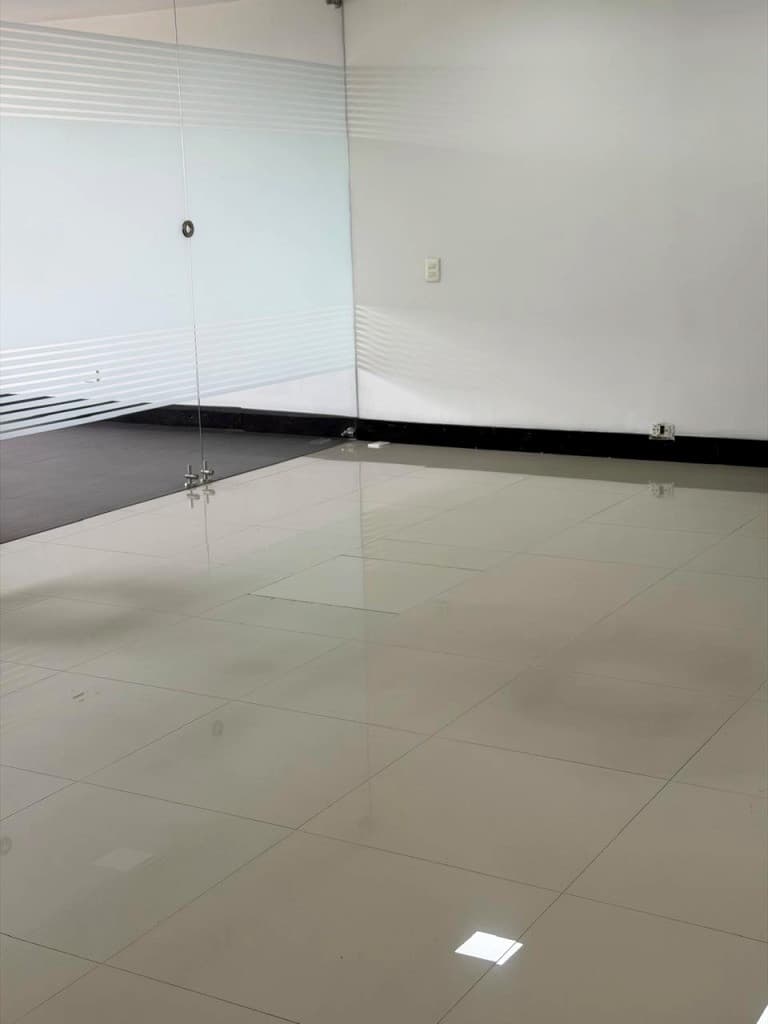 Oficina en Quinta Camacho, Bogotá — foto 4