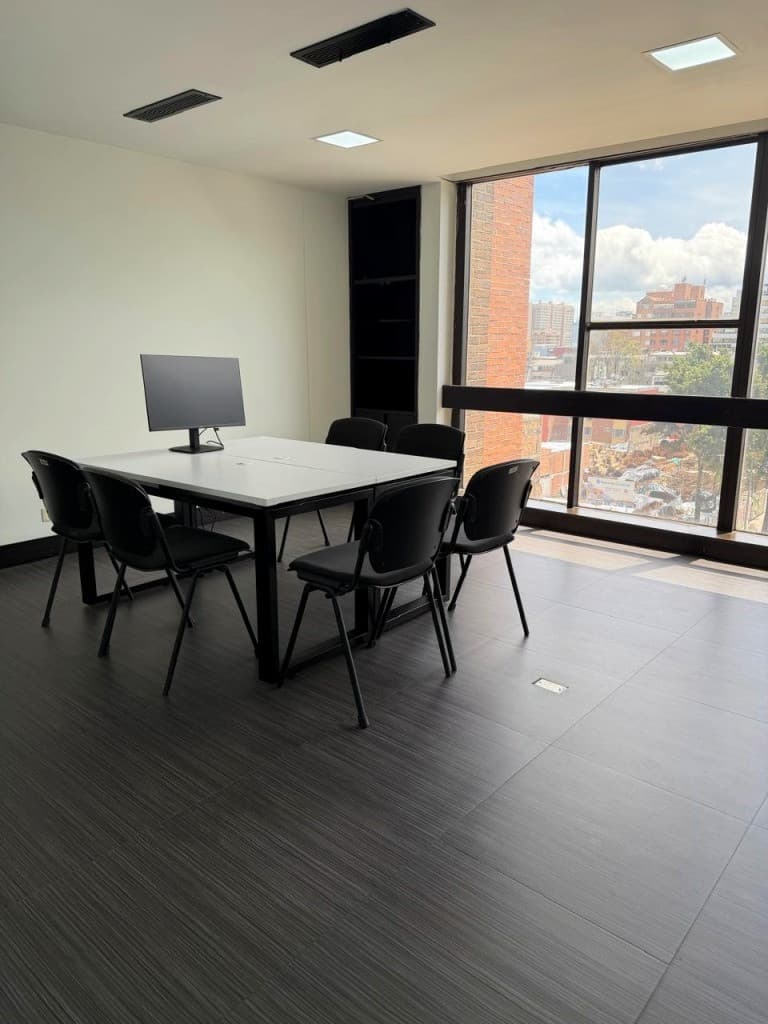 Oficina en Quinta Camacho, Bogotá — foto 9