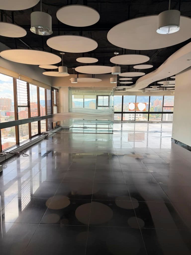 Oficina en Quinta Camacho, Bogotá — foto 3