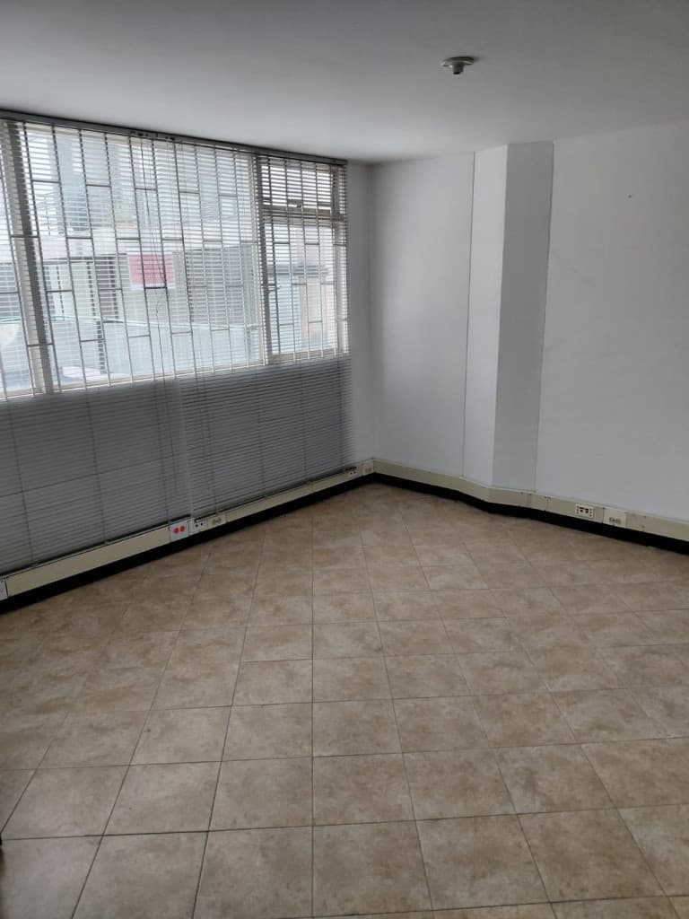 Oficina en Antiguo Country, Bogotá — foto 6