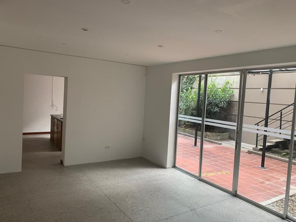 Local comercial en Emaus, Bogotá — foto 21
